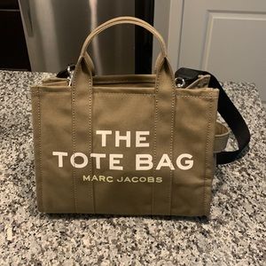 Marc Jacobs The Tote Bag